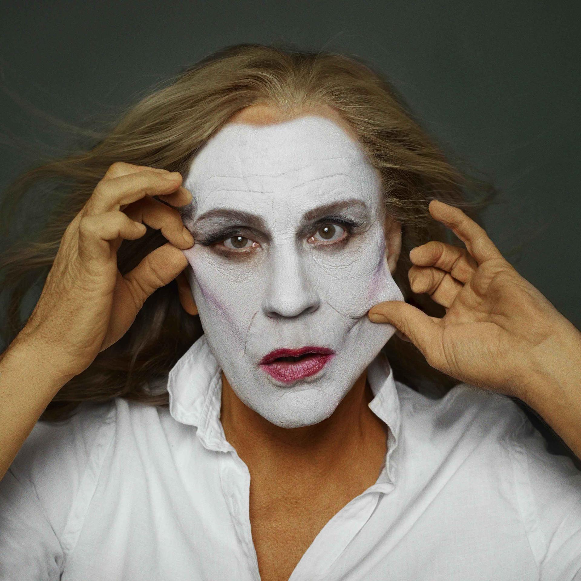 Annie Leibovitz / Meryl Streep, NYC (1981), 2014 © Sandro Miller / Courtesy Gallery FIFTHY ONE, Antwerp