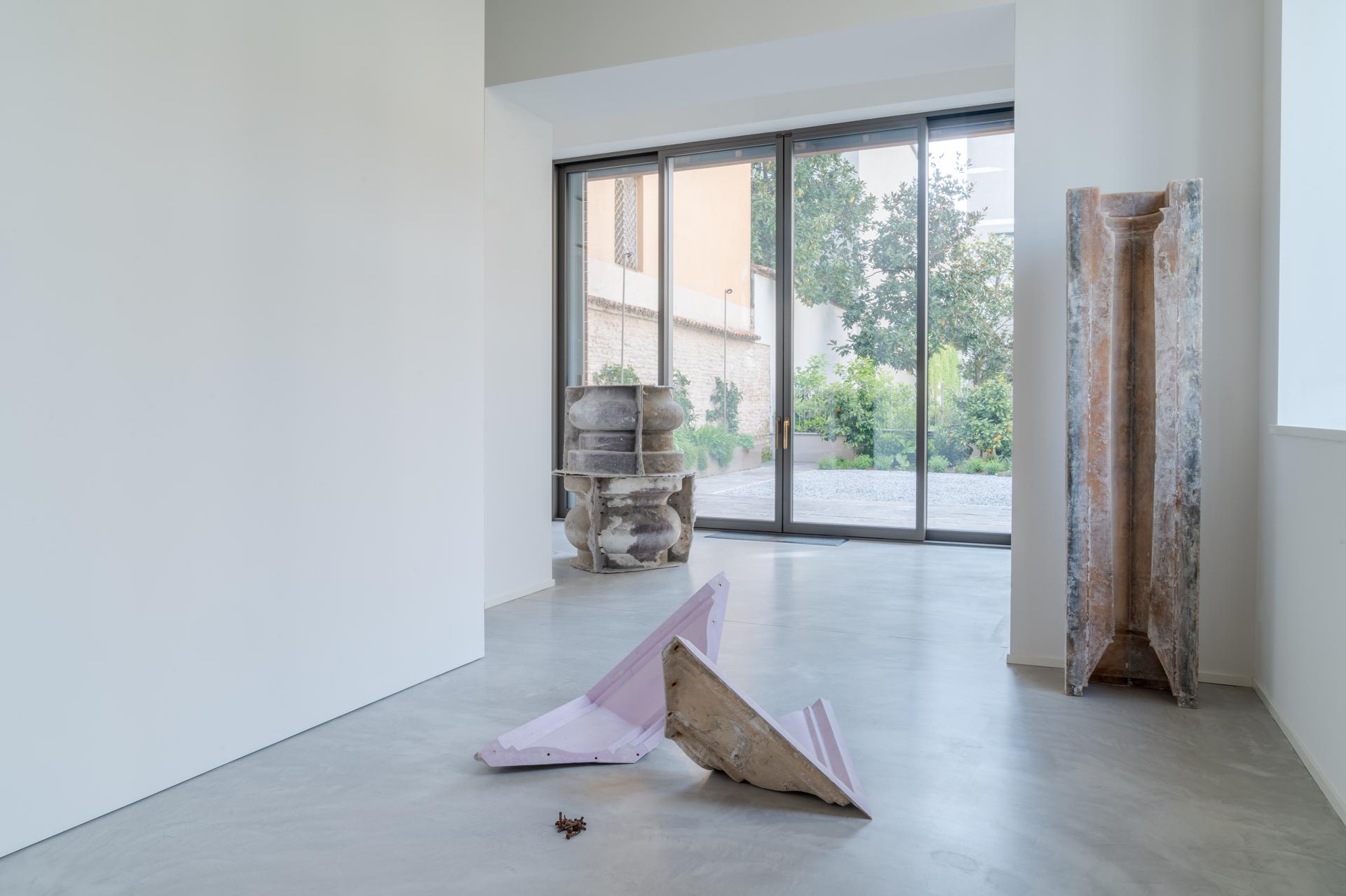 Installation view, Un Palazzo in esilio, Fondazione Elpis,.Ph Fabrizio Vatieri