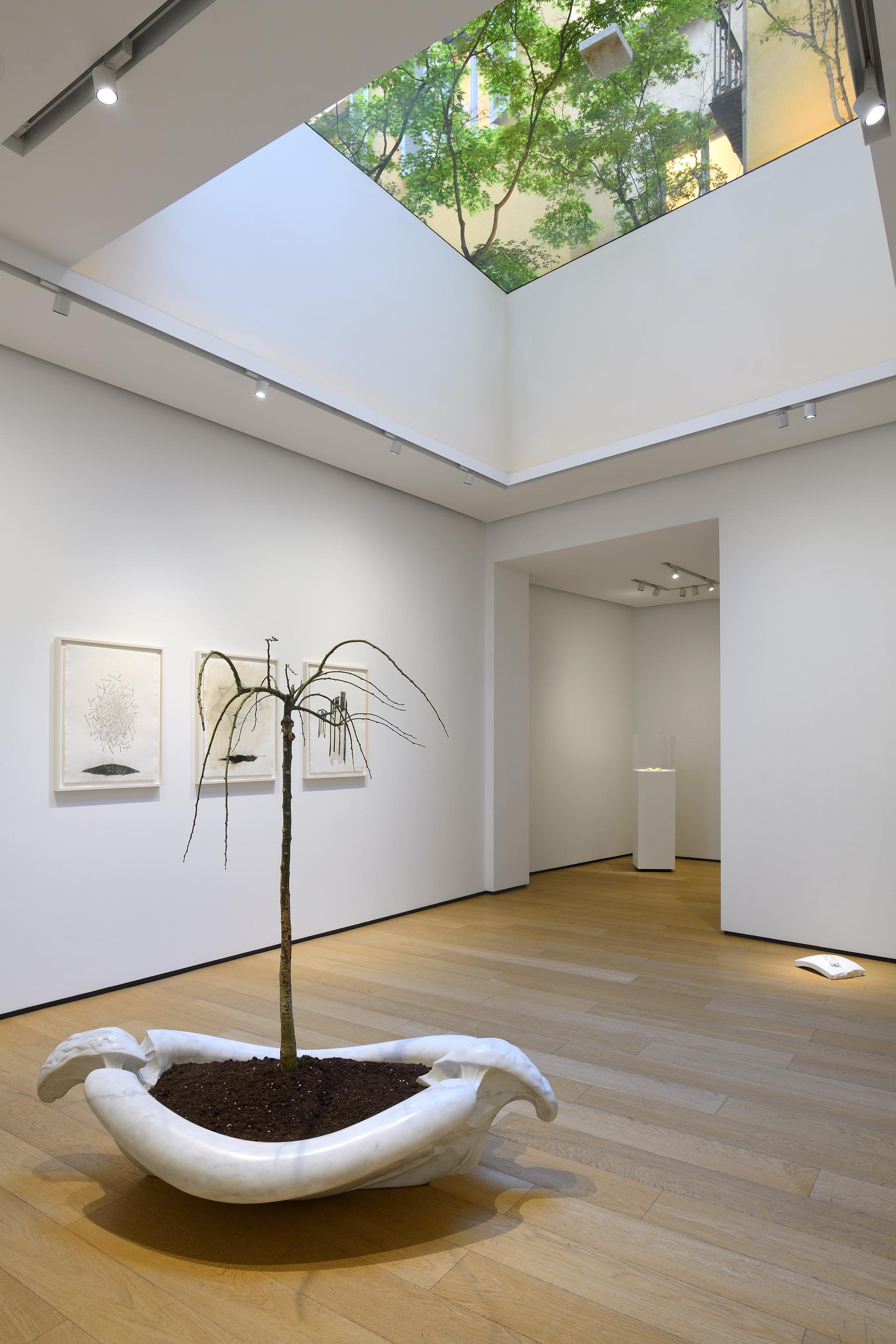 Installation view, Hidetoshi Nagasawa. 1969-2018, BUILDING, Milano_ph. Michele Alberto Sereni