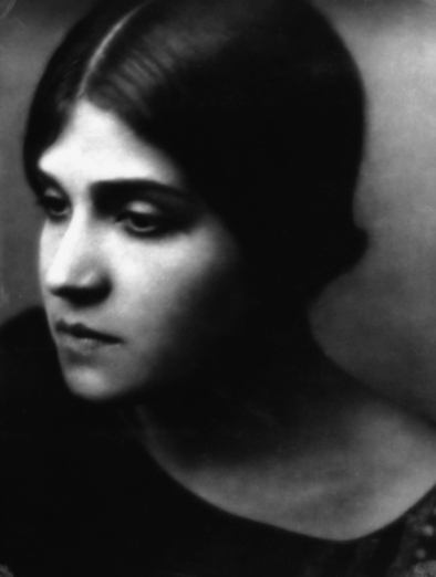 Tina Modotti, 1921, San Francisco  Johan Hagemeyer ©  